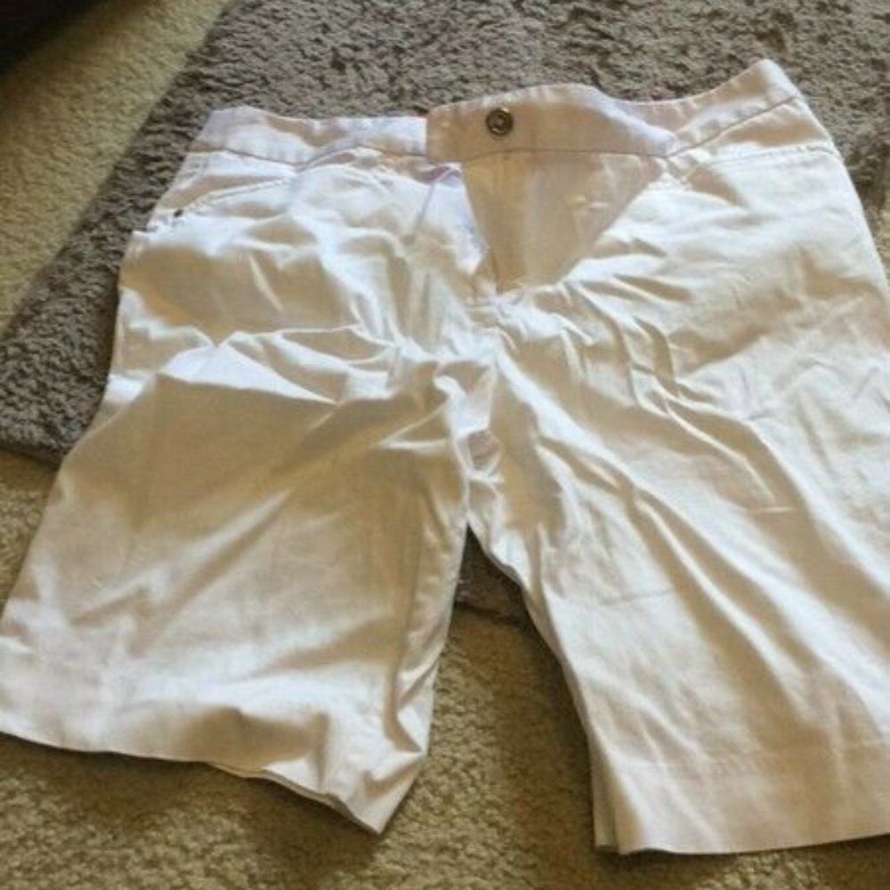 Jones New York white shorts size 10